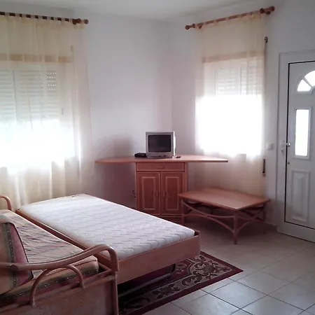 Charming In - 60 M² With Pool & View Διαμέρισμα