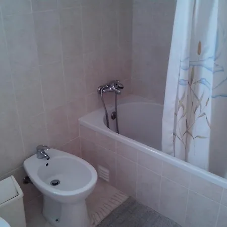 Charming In - 60 M² With Pool & View דירה