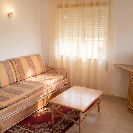 Charming In - 60 M² With Pool & View דירה
