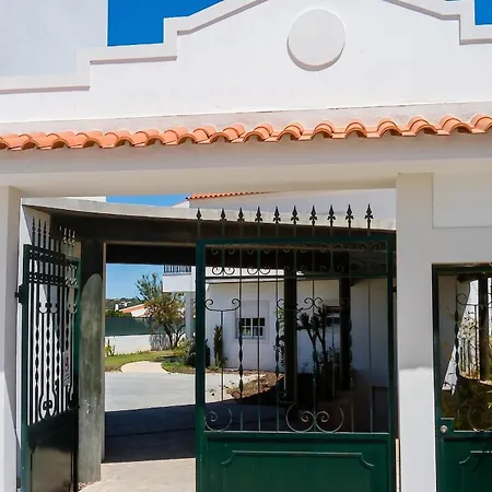 Charming In - 60 M² With Pool & View אלבופיירה