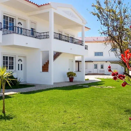 Charming In - 60 M² With Pool & View דירה